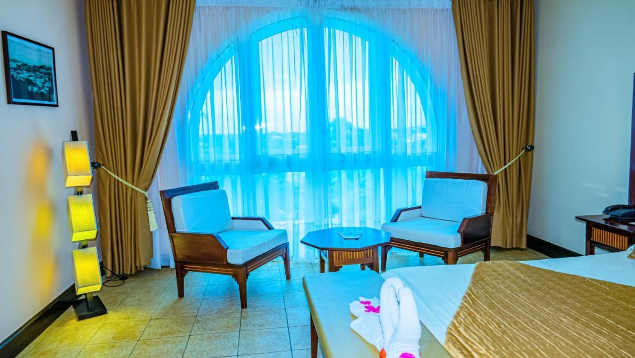 Antsiranana Le Grand Hotel Diego מראה חיצוני תמונה